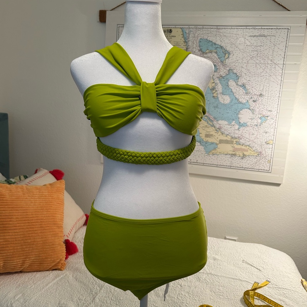 Modern Green High-Waisted Bikini with Halter Twist